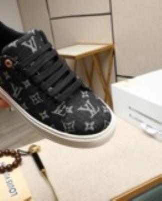wholesale quality men's louis vuitton shoes model no. 818
